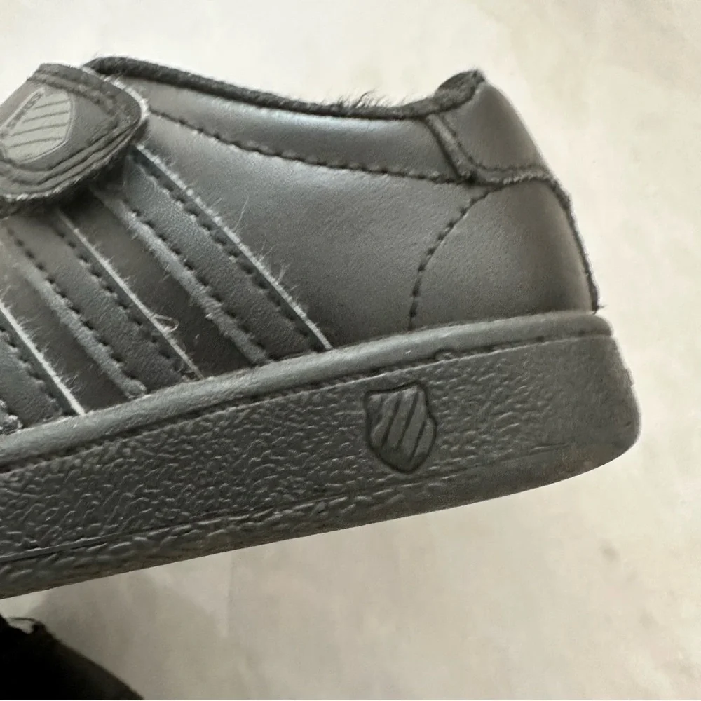 K-Swiss all black leather shoes